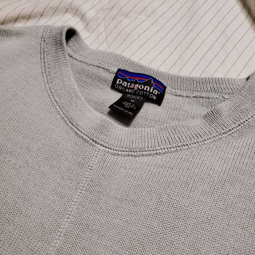 Light blue organic cotton pullover sweater